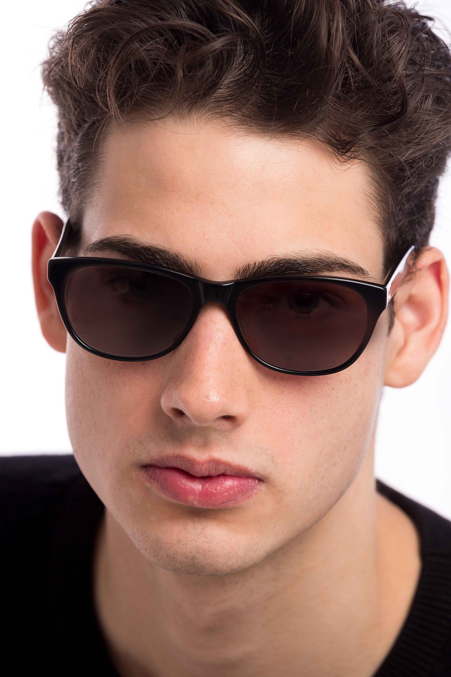 Man Wearing Morris Sunglasses Readers (Brown)